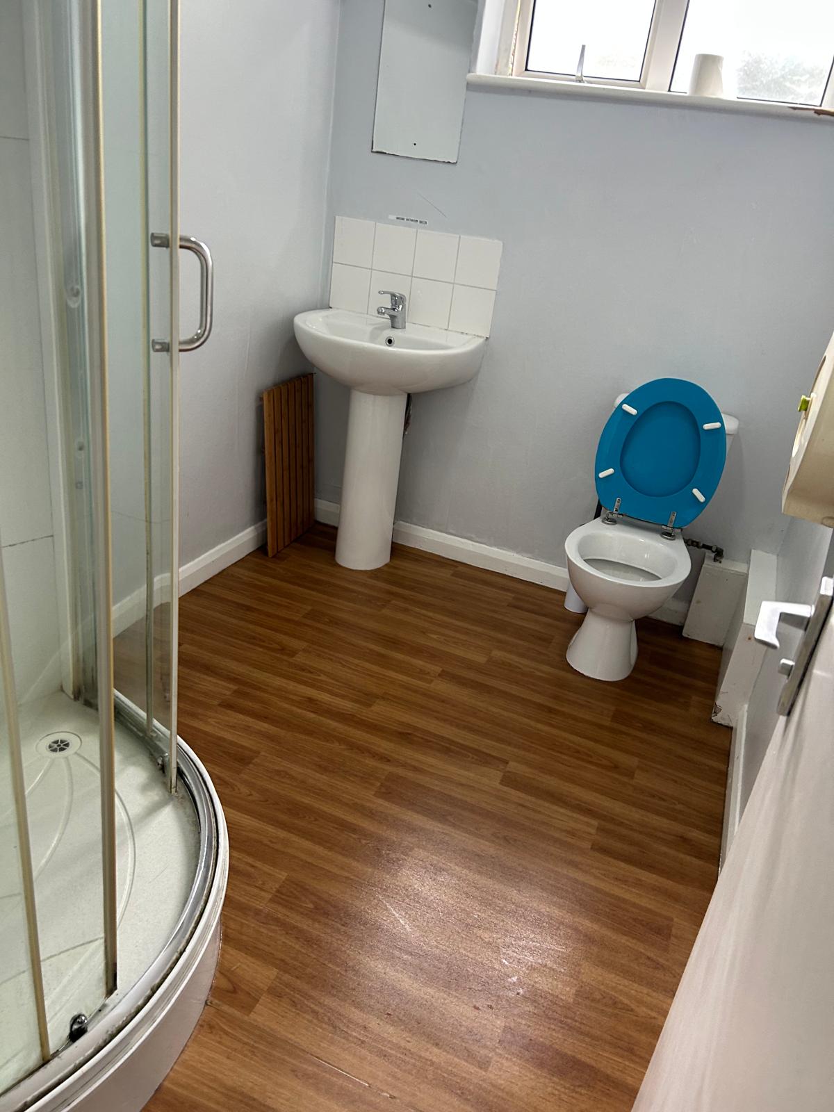 Deep clean to HMO (youth hostel)