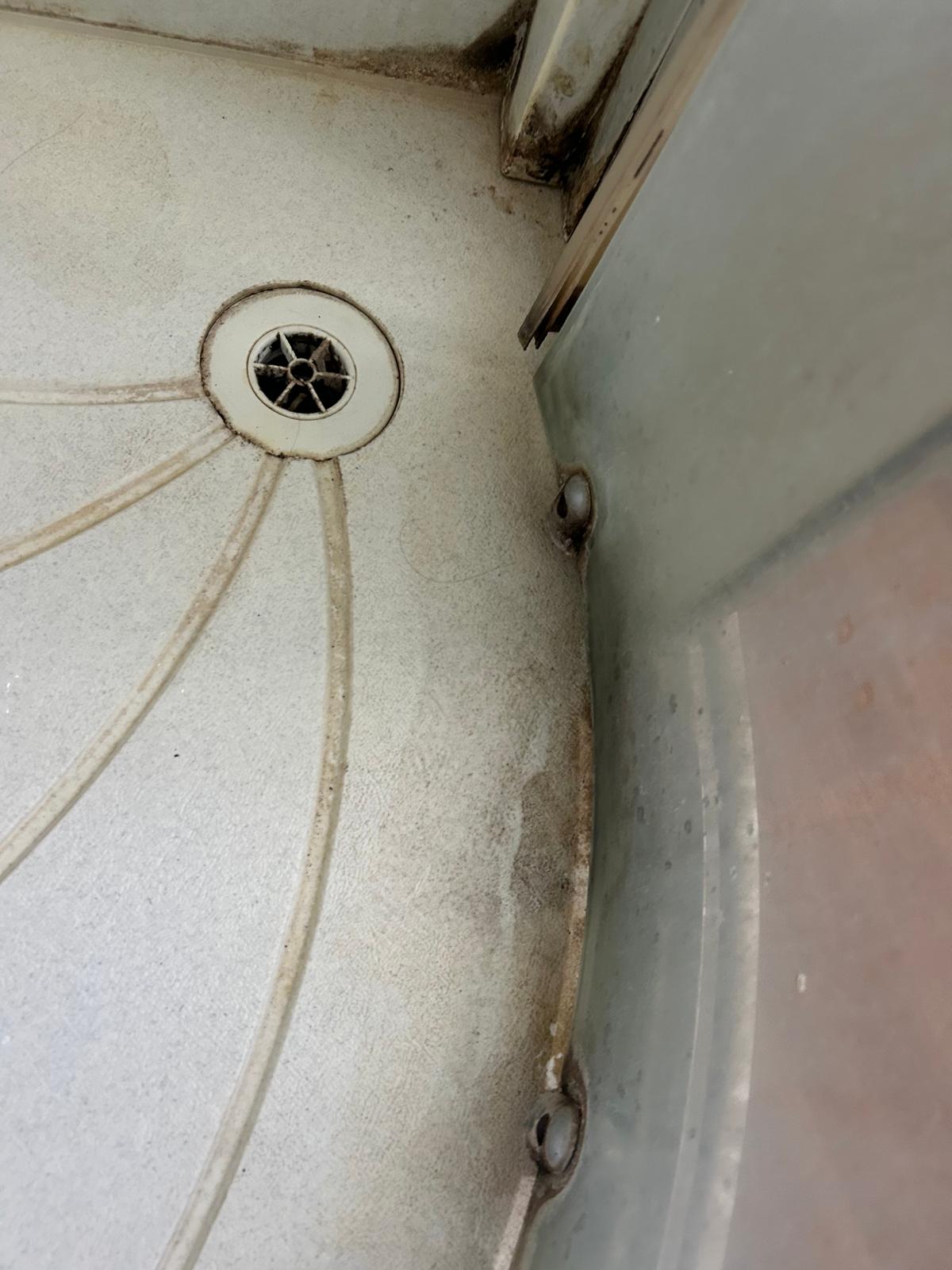Deep clean to HMO (youth hostel)